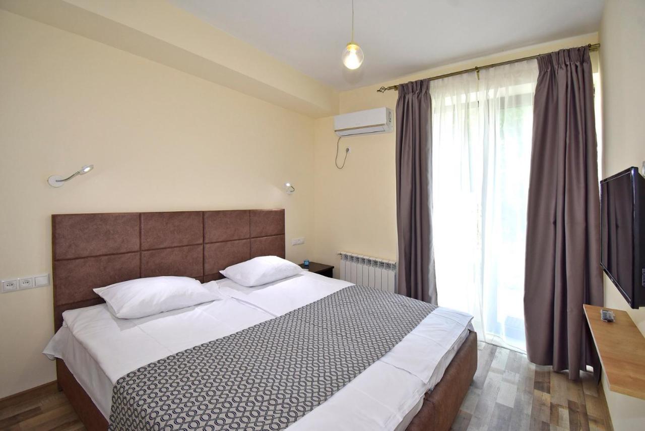 The Nut Guest House يريفان المظهر الخارجي الصورة
