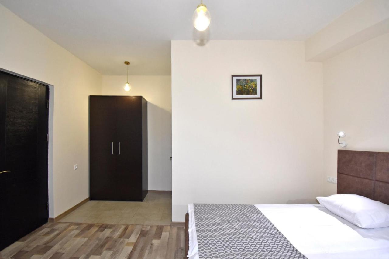 The Nut Guest House يريفان المظهر الخارجي الصورة