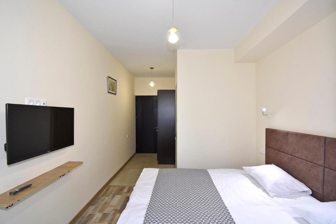 The Nut Guest House يريفان المظهر الخارجي الصورة